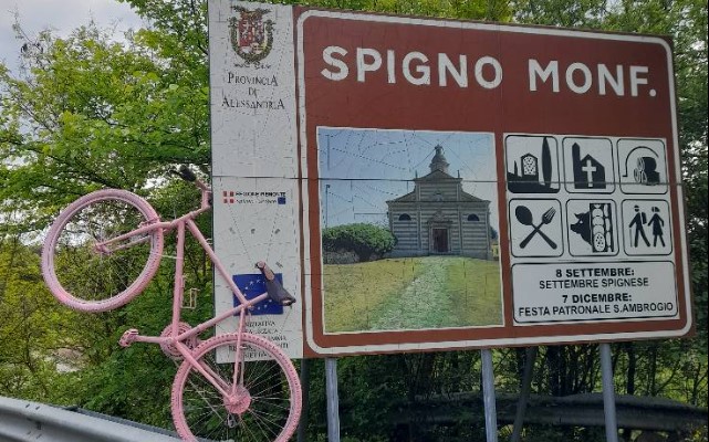 ·在 Spigno 举办游戏和娱乐活动庆祝环意自行车赛
